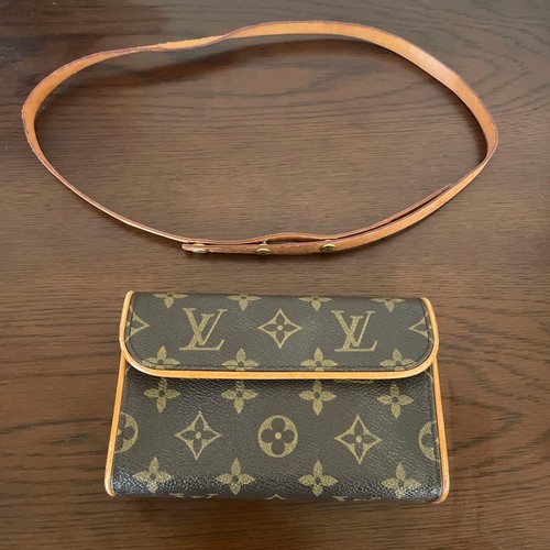 Louis vuitton florentine waist - louis,
