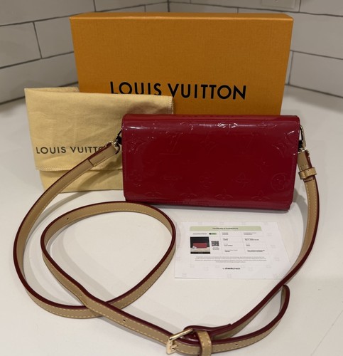 Louis vuitton sarah wallet red - louis,